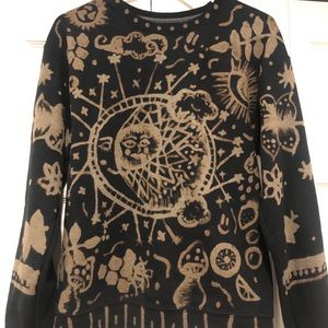 Bleach dyed crew neck